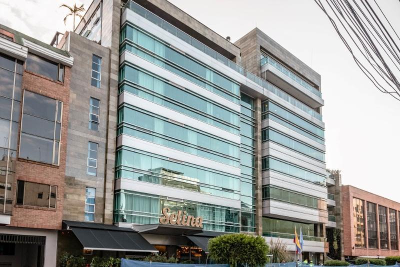 Ramada Bogota Parque 93 Hotel Exterior photo